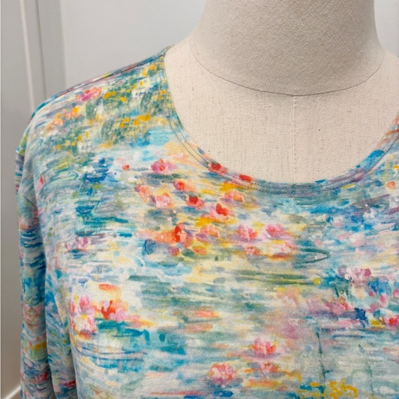 RARE Designer Leggiardo Watercolor Waterlily Floral Pattern 3/4 Knit Tee - Picture 2 of 7